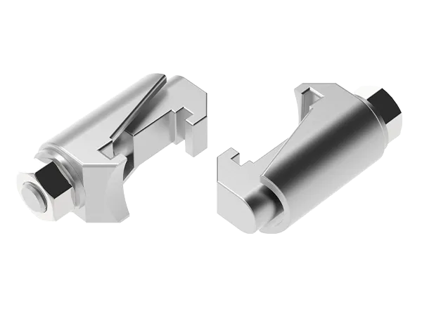 Produktfoto: Eine Metall-Klammerschraube zur Befestigung von ISO-K-Flanschen.